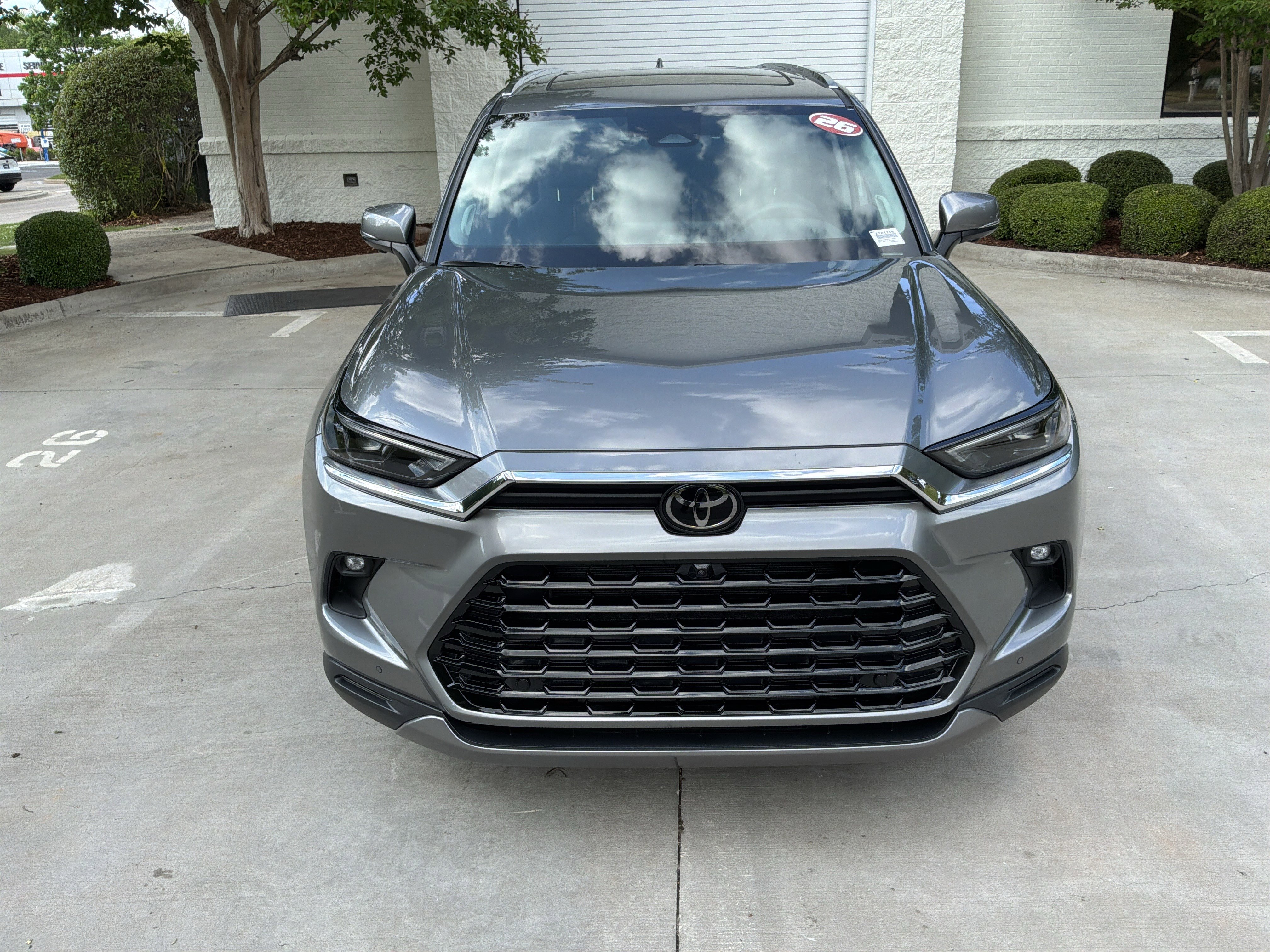 Used 2026 Toyota Grand Highlander AWD image 3