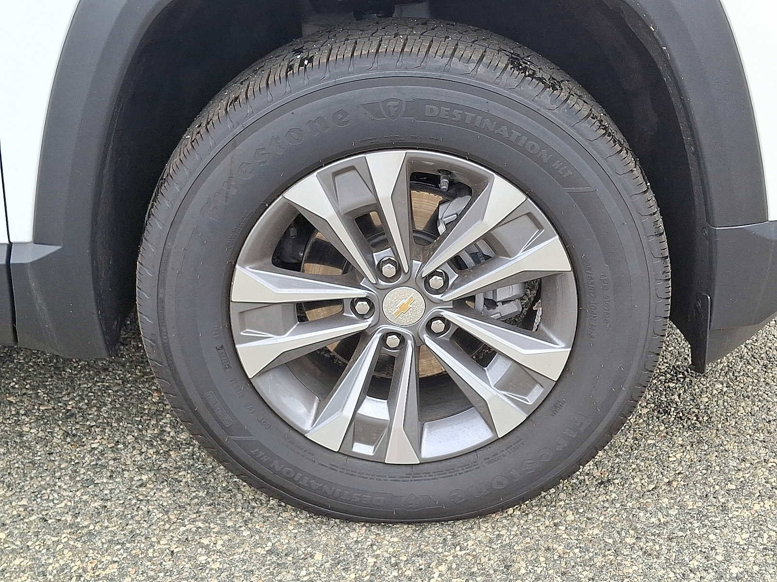 Used 2025 Chevrolet Equinox LT w/ Safety and Technology Package image 8