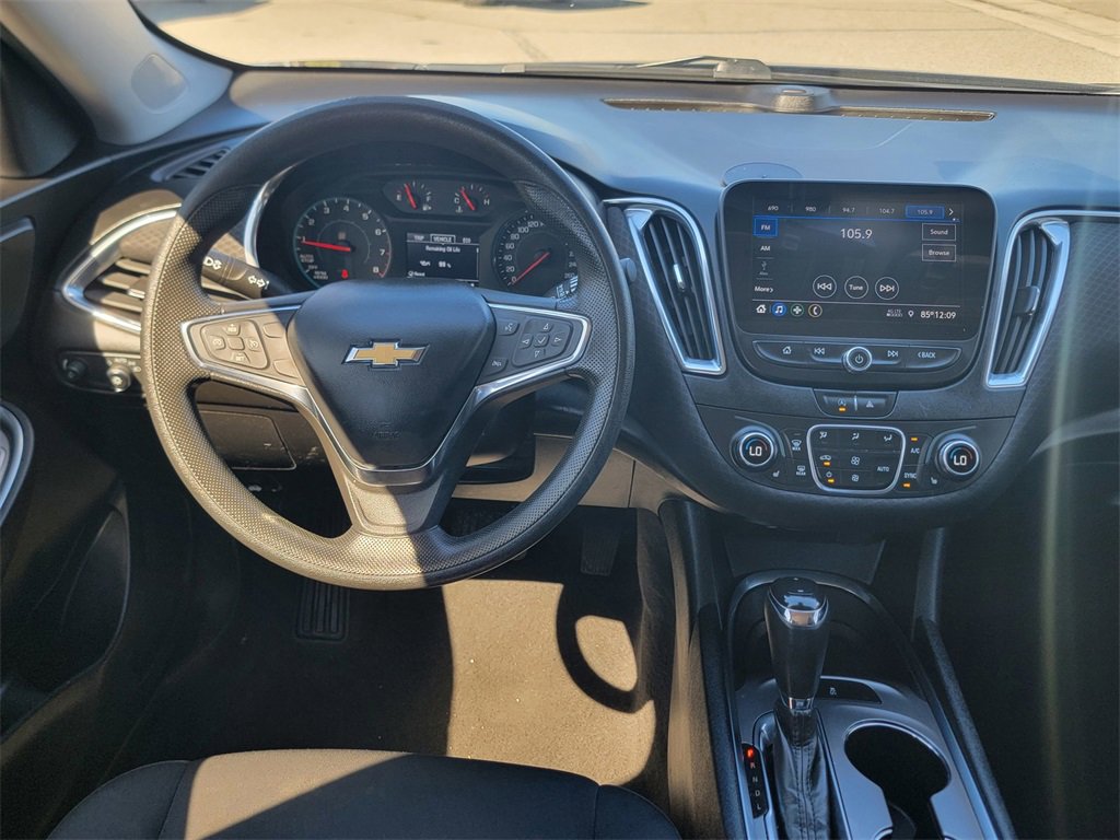 Used 2020 Chevrolet Malibu LT image 19