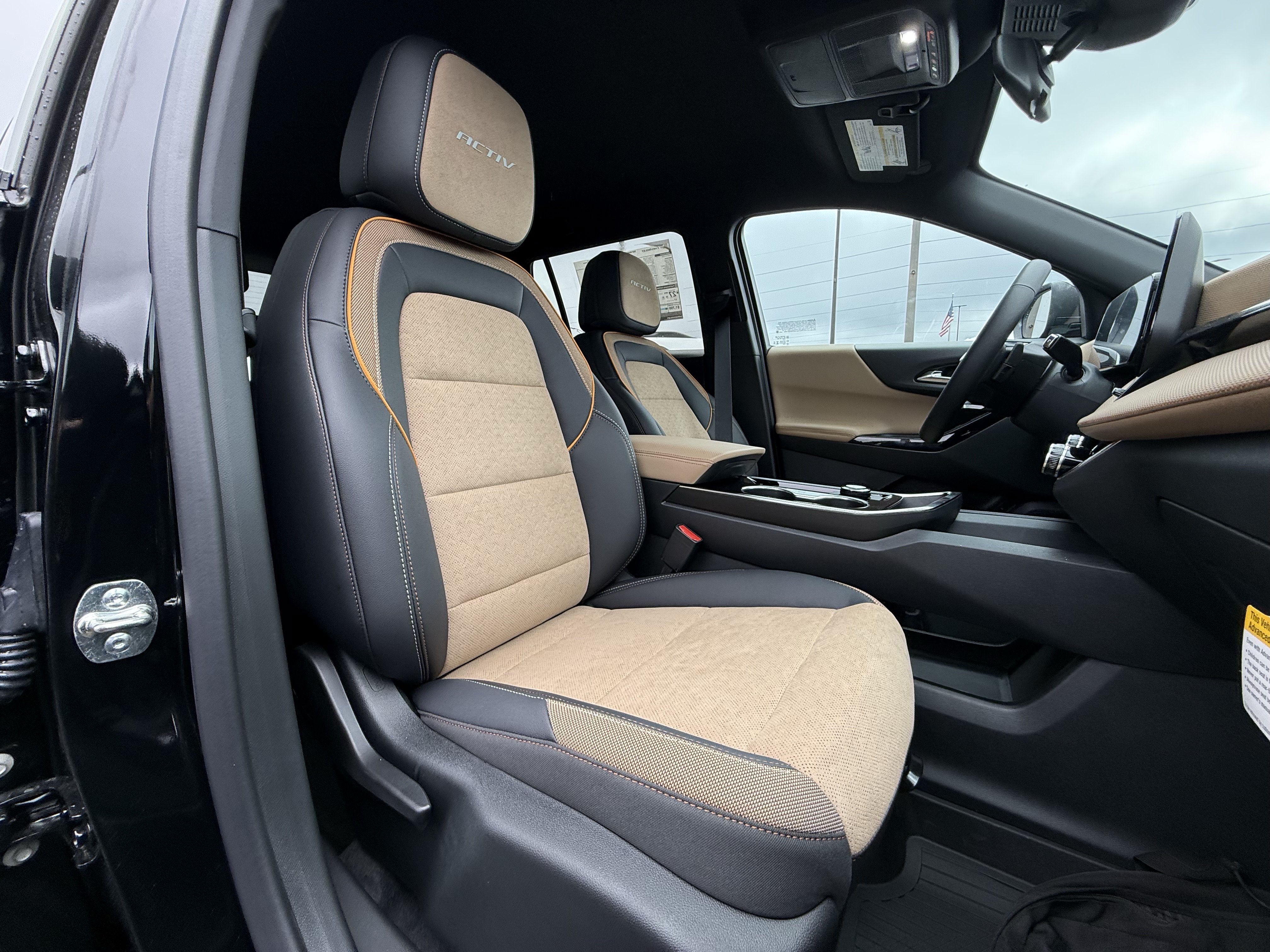 New 2027 Chevrolet Equinox ACTIV w/ LPO, Floor Liner Package FWD image 35