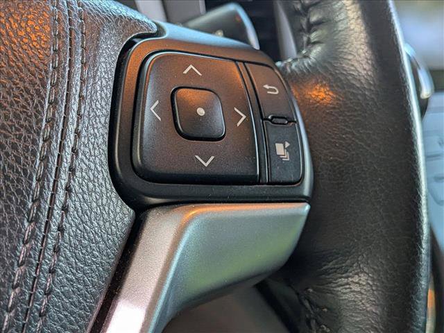 Used 2016 Toyota Sienna XLE FWD image 12