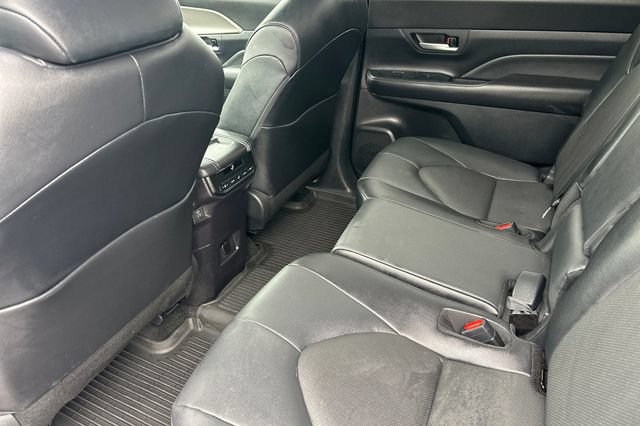 Certified 2026 Toyota Grand Highlander AWD image 16