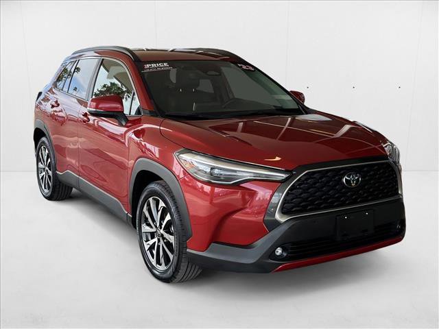Used 2023 Toyota Corolla Cross XLE image 5