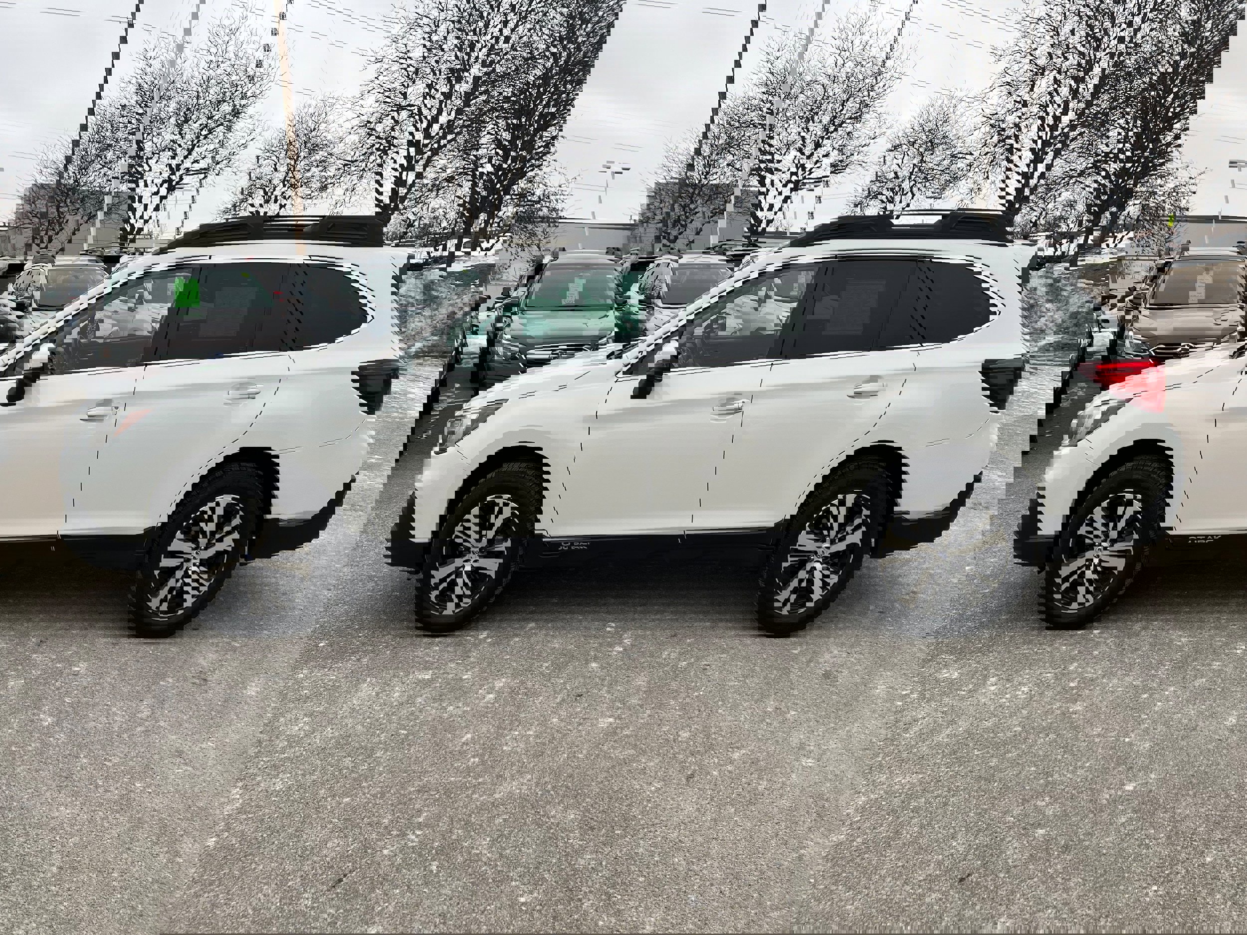 Used 2019 Subaru Outback 3.6R Limited image 4