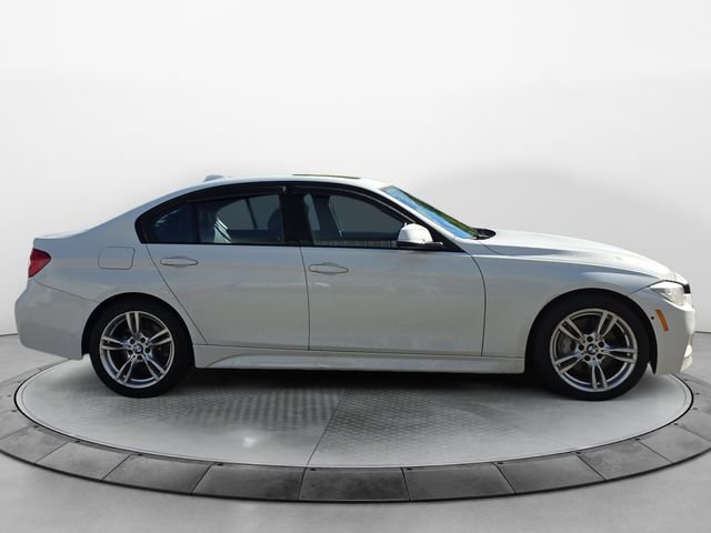 Used 2017 BMW 330i Sedan RWD image 6