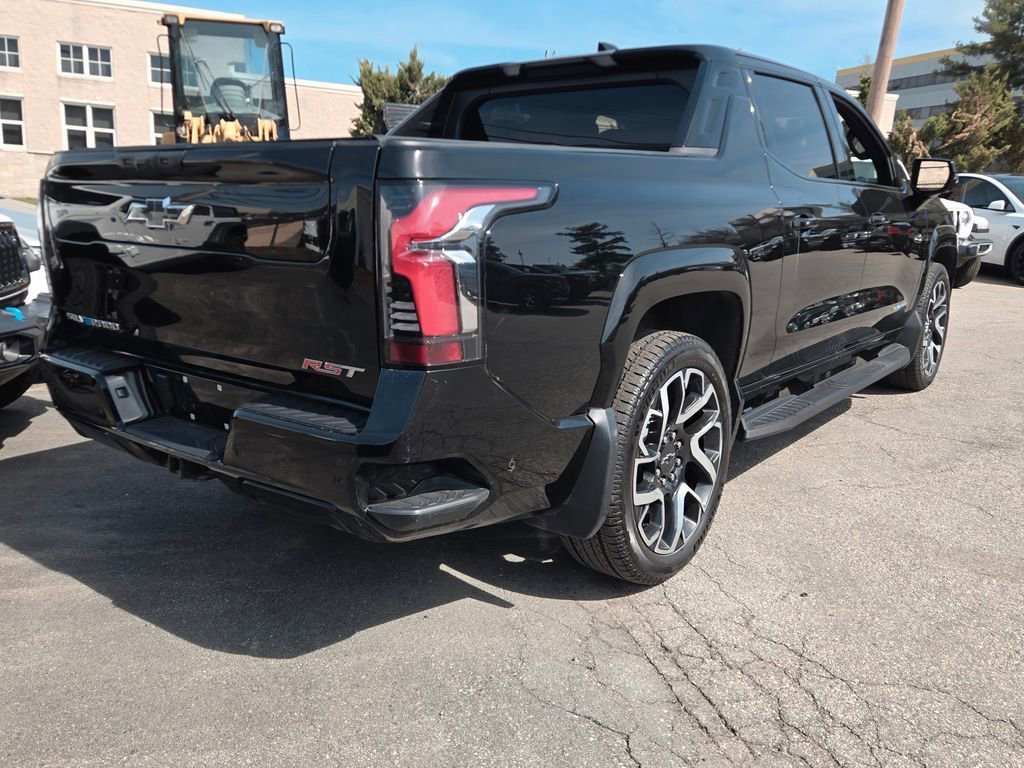 Used 2024 Chevrolet Silverado EV RST image 12