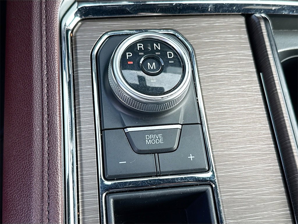 Used 2022 Ford Expedition Max Limited image 18