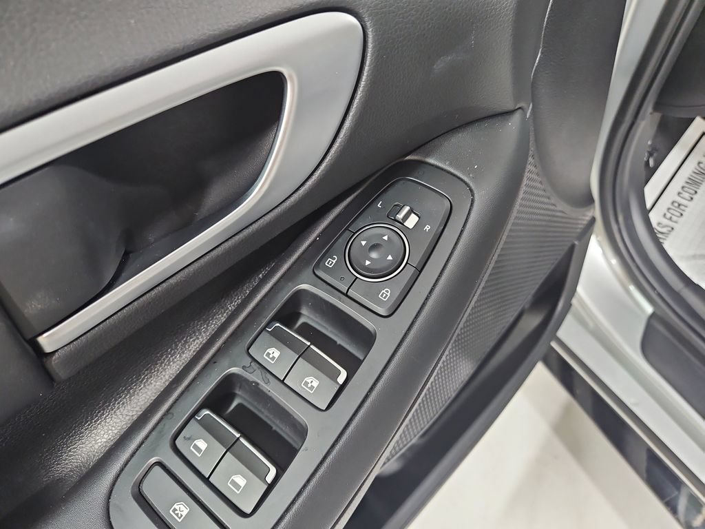 Certified 2025 Hyundai Sonata SEL AWD/4WD image 13