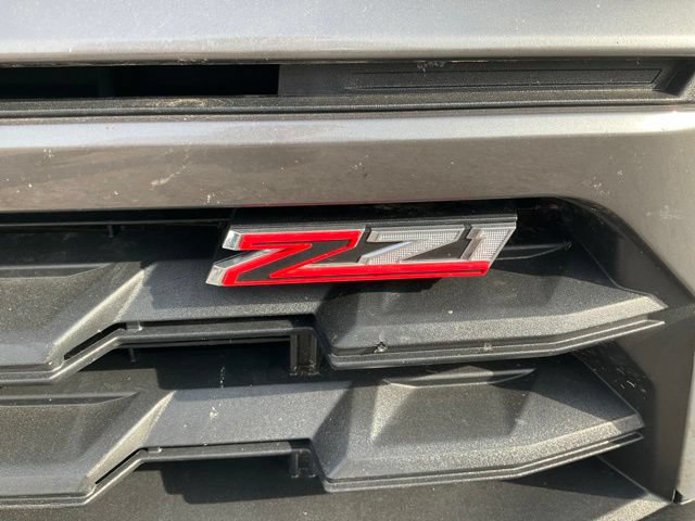 Used 2022 Chevrolet Colorado Z71 AWD/4WD image 9