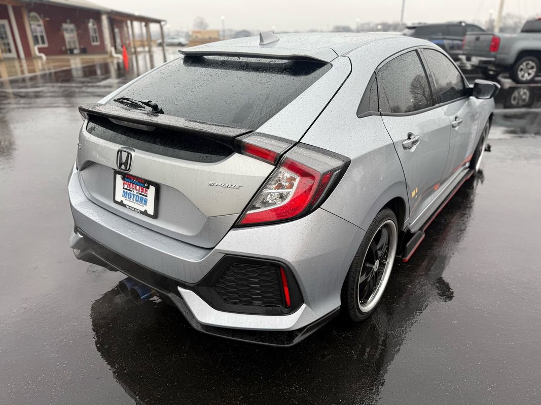 Used 2018 Honda Civic Sport image 6