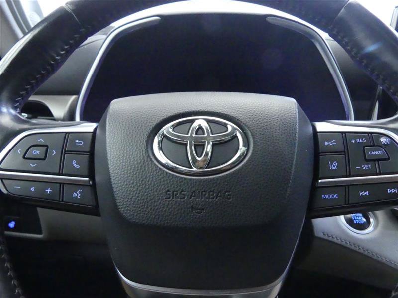 Used 2020 Toyota Highlander Limited AWD/4WD image 15