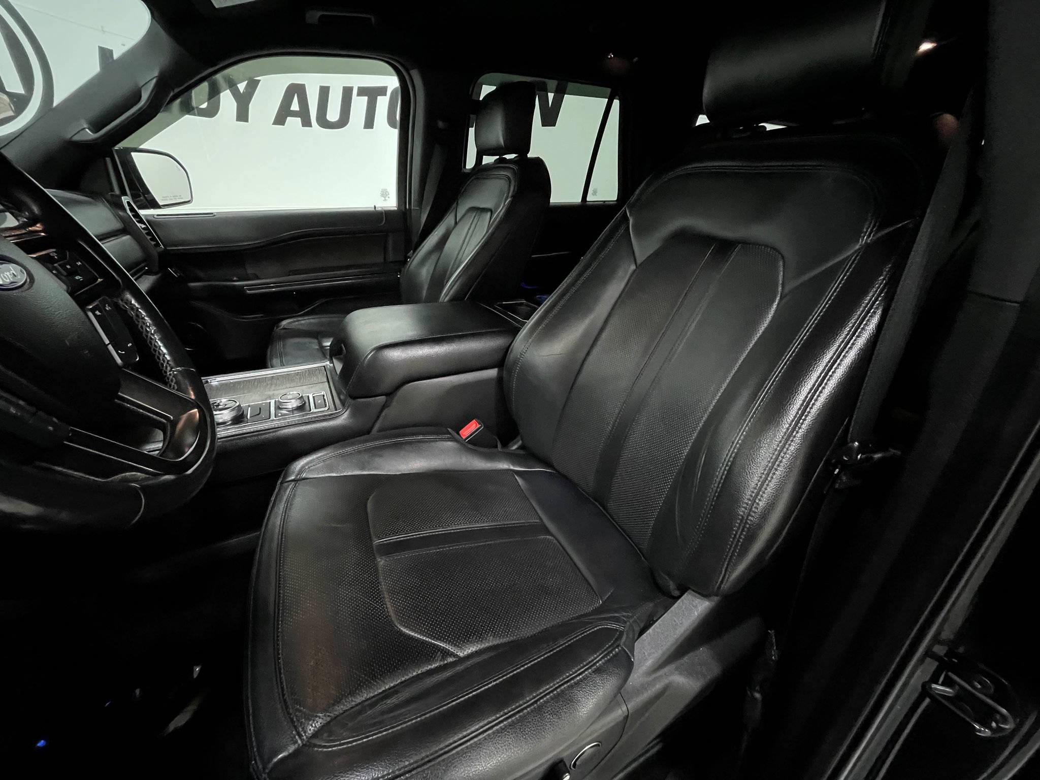 Used 2018 Ford Expedition Max Limited AWD/4WD image 13