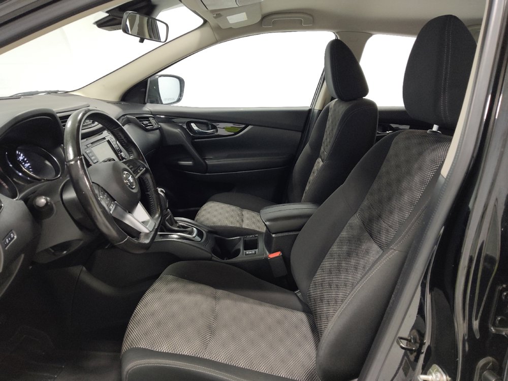 Used 2019 Nissan Rogue Sport SV w/ All-Weather Package AWD/4WD image 17