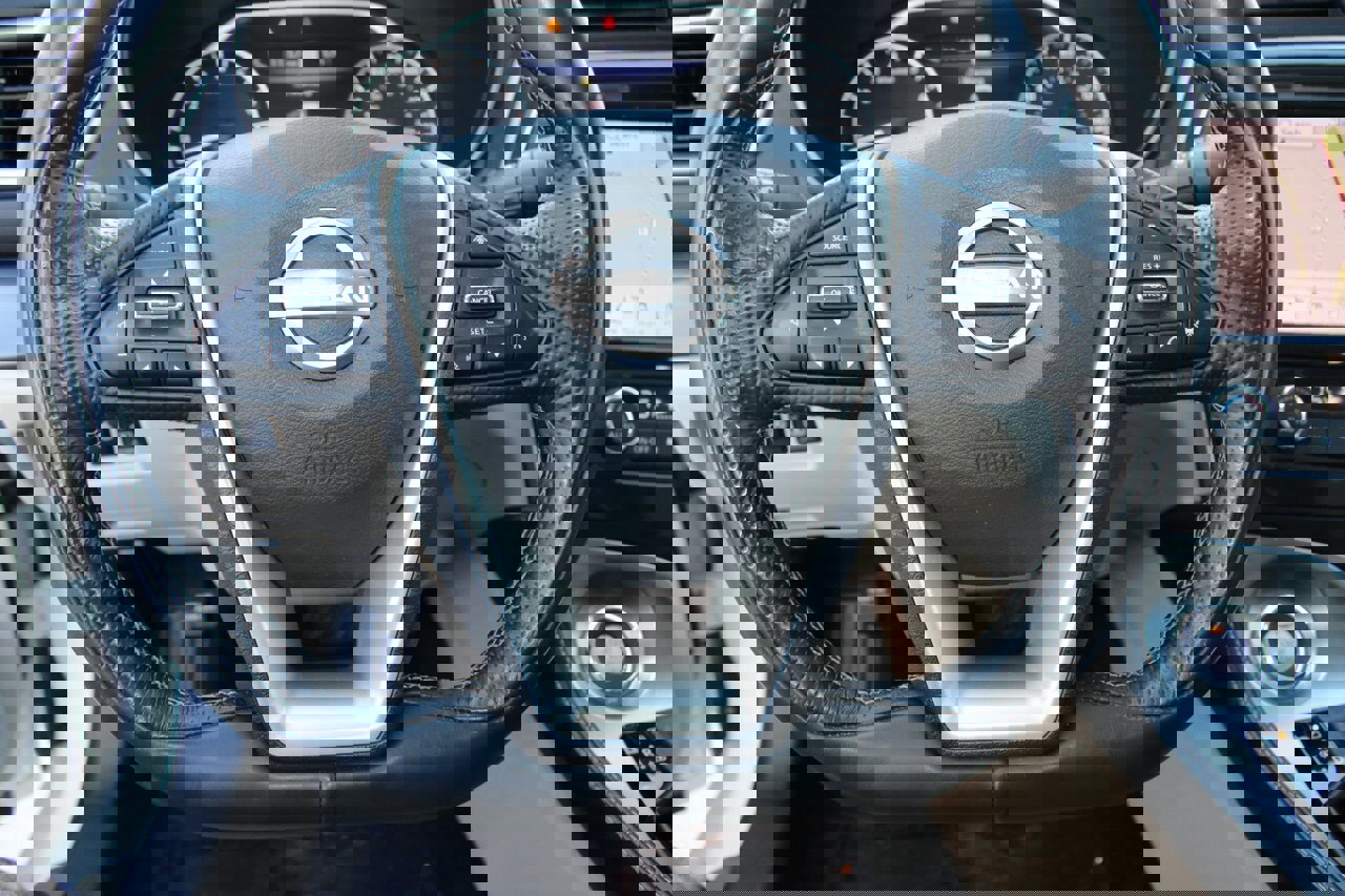 Used 2023 Nissan Maxima Platinum w/ Sport Mat Group image 12