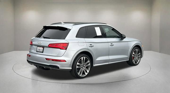 Used 2020 Audi SQ5 Premium Plus w/ Premium Plus Package AWD/4WD image 5