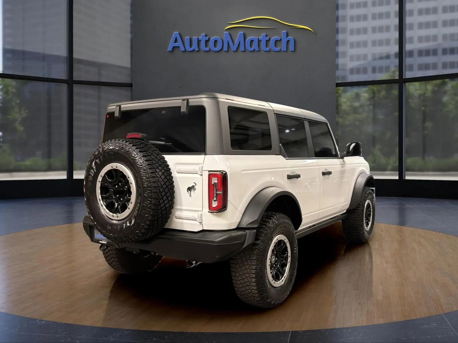 Used 2024 Ford Bronco Badlands image 11