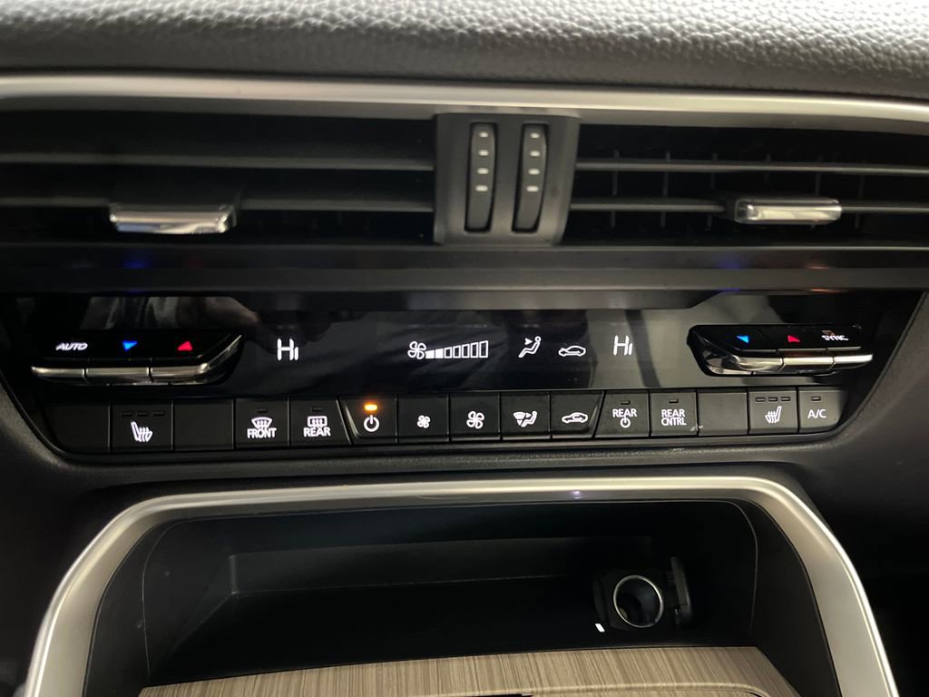 Used 2024 MAZDA CX-90 3.3 Turbo w/ Premium Package image 21