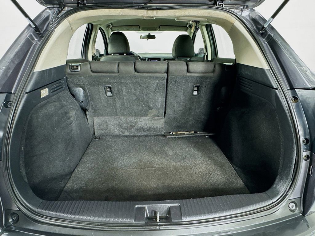 Used 2017 Honda HR-V LX image 30
