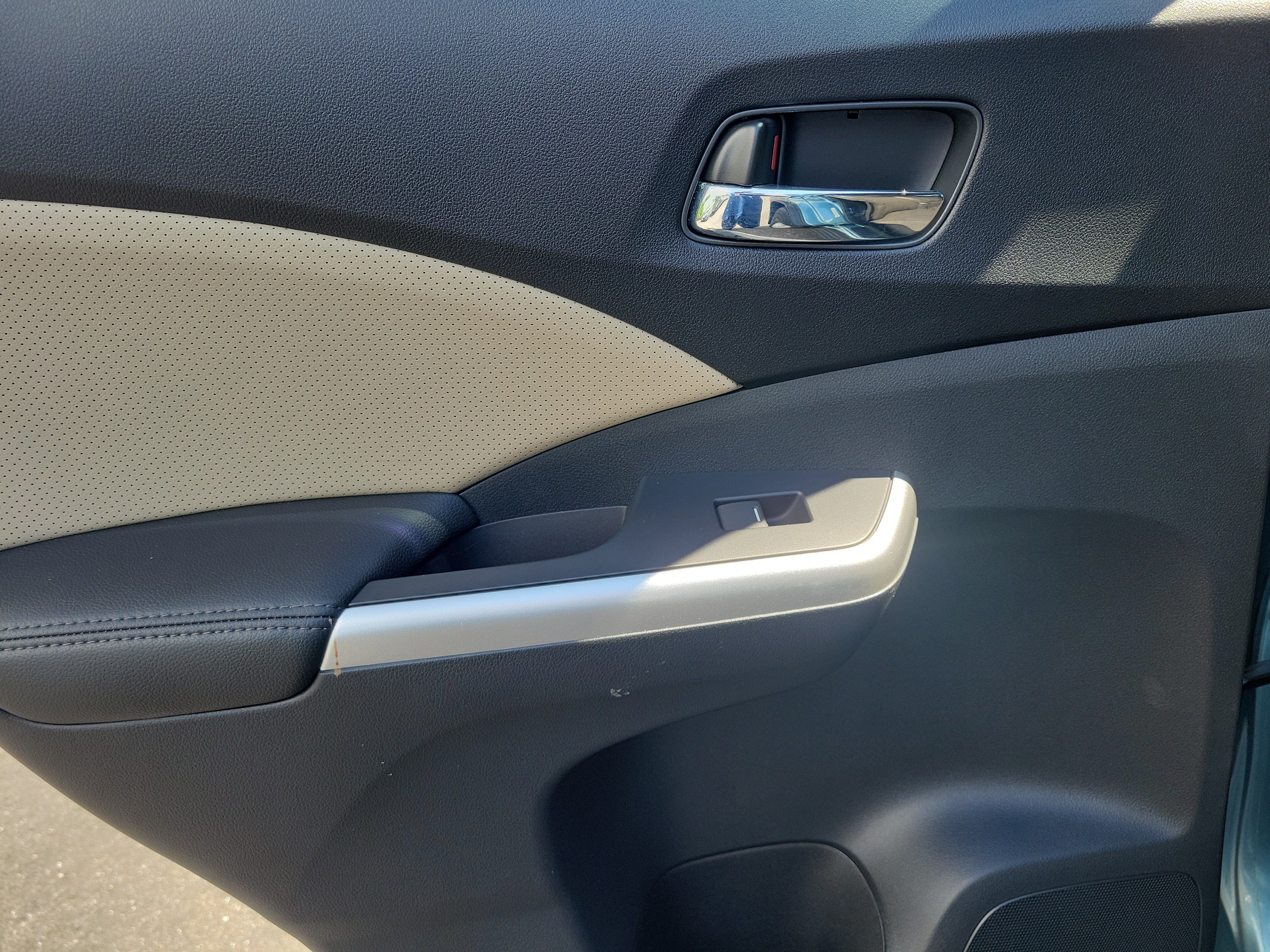 Used 2015 Honda CR-V EX-L image 13