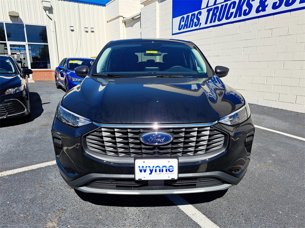 New 2026 Ford Escape Active w/ Cold Weather Package image 2