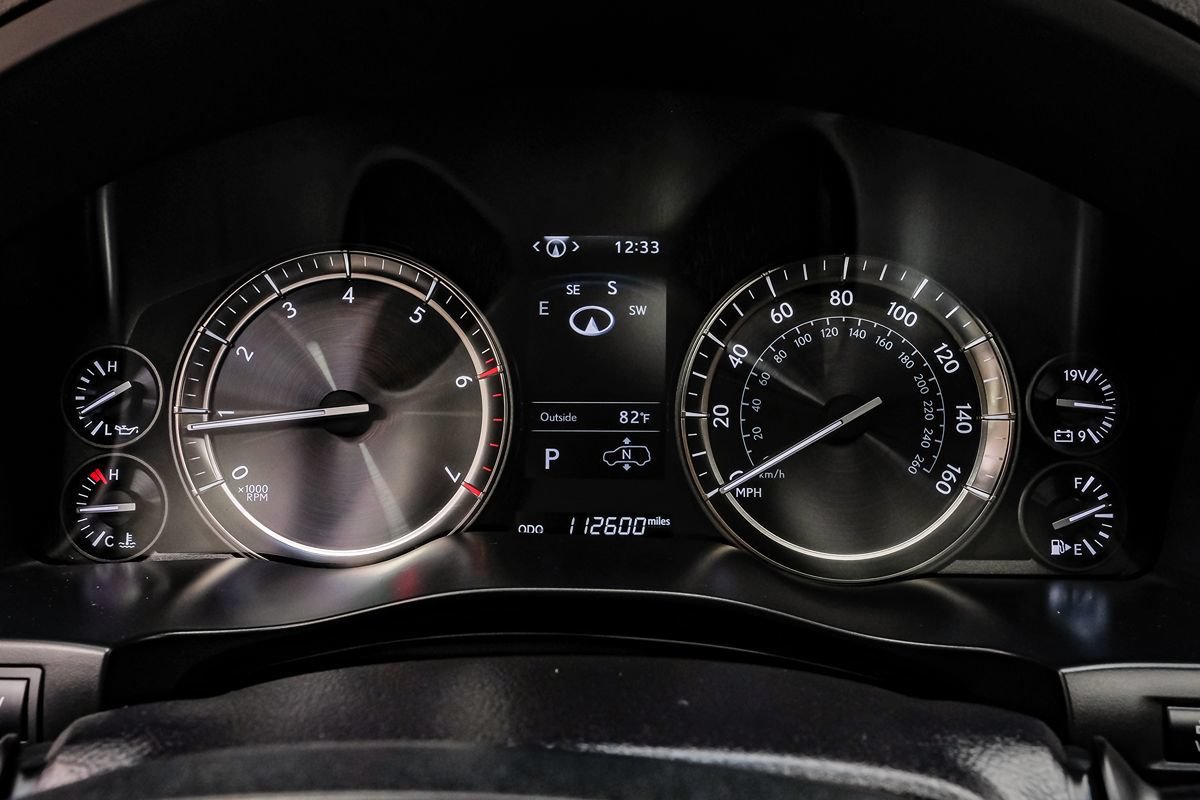 Used 2019 Lexus LX 570 4WD w/ Luxury Package image 14