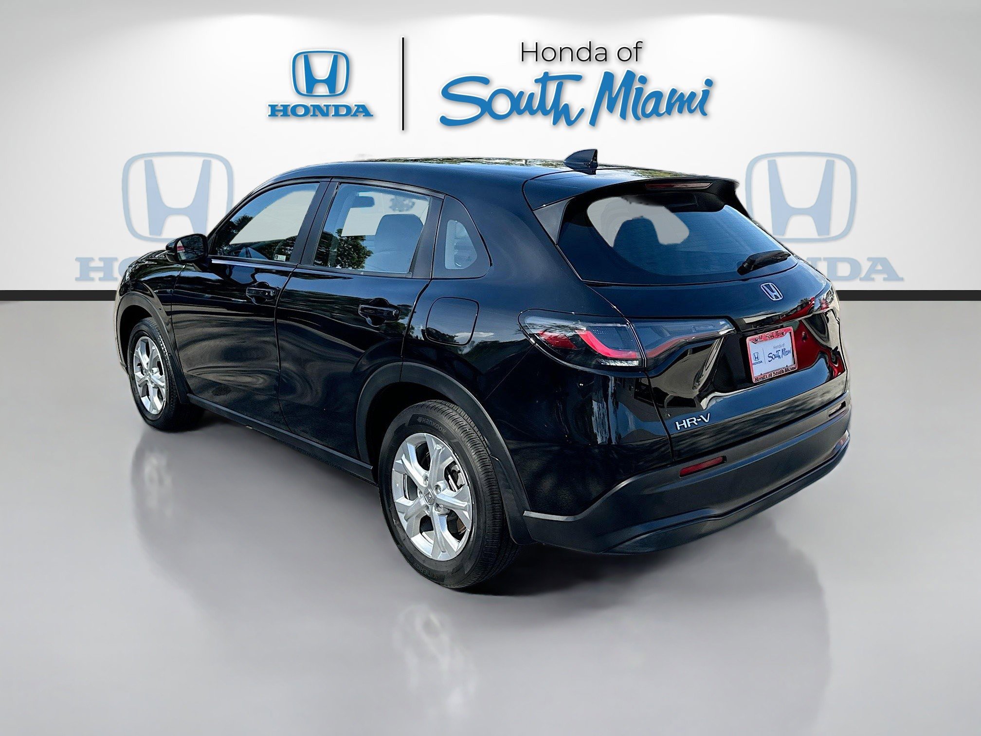 Certified 2023 Honda HR-V LX image 5