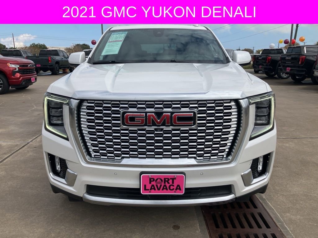 Used 2021 GMC Yukon Denali w/ Denali Premium Package image 2