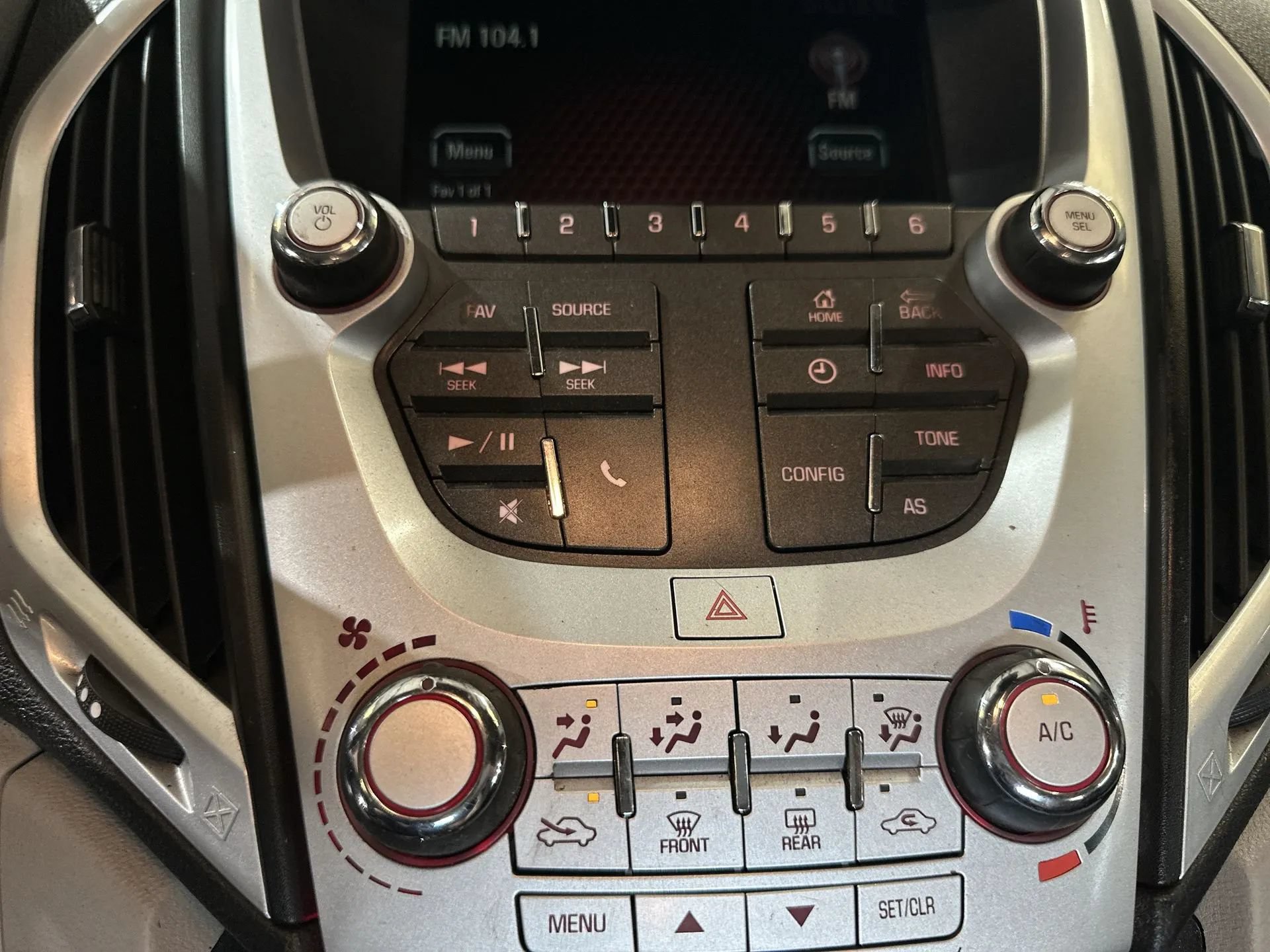 Used 2017 GMC Terrain SLE FWD image 21