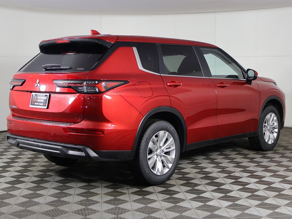 New 2026 Mitsubishi Outlander ES AWD/4WD image 10
