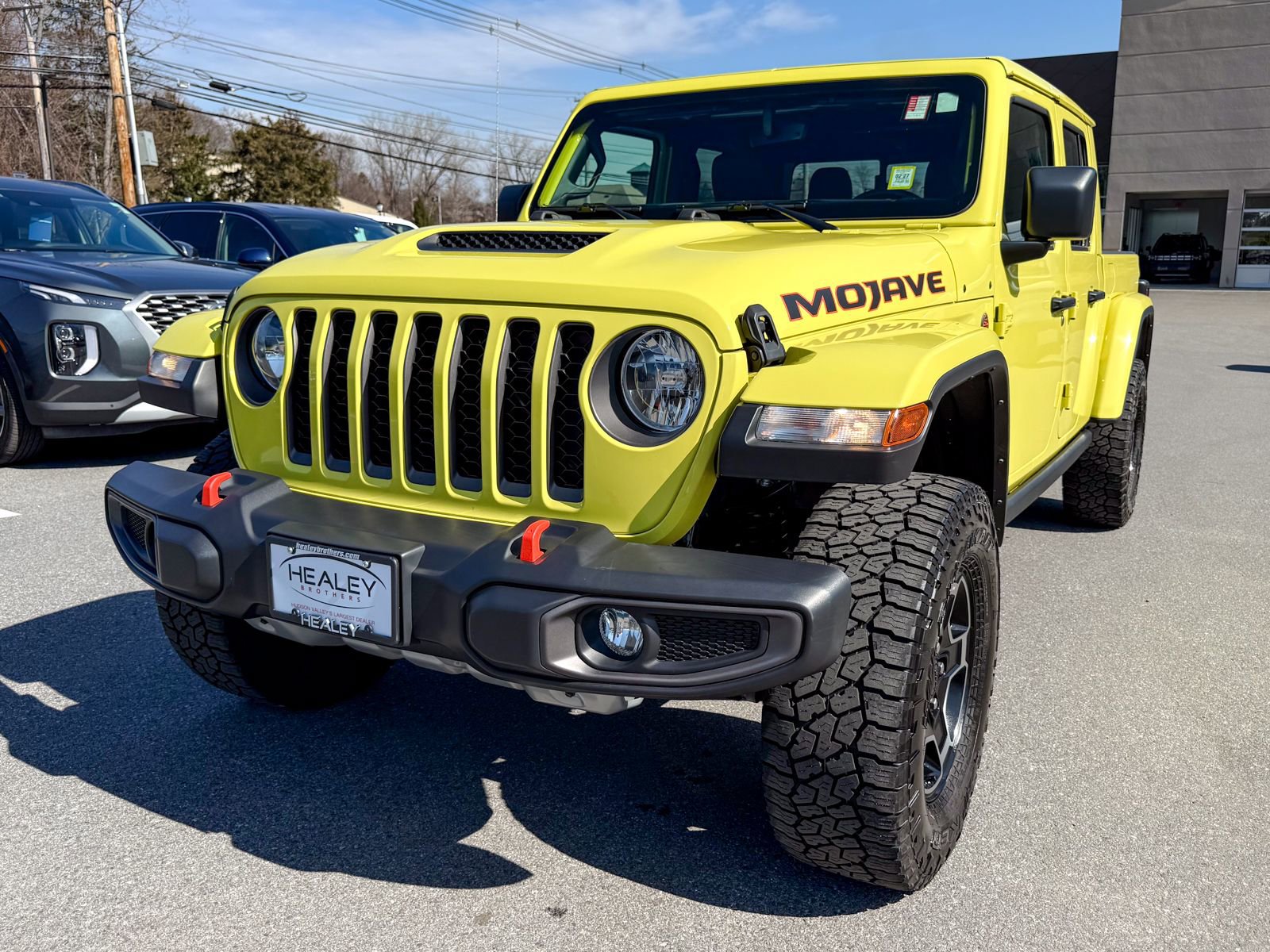 Used 2023 Jeep Gladiator Mojave w/ Cold Weather Group image 4