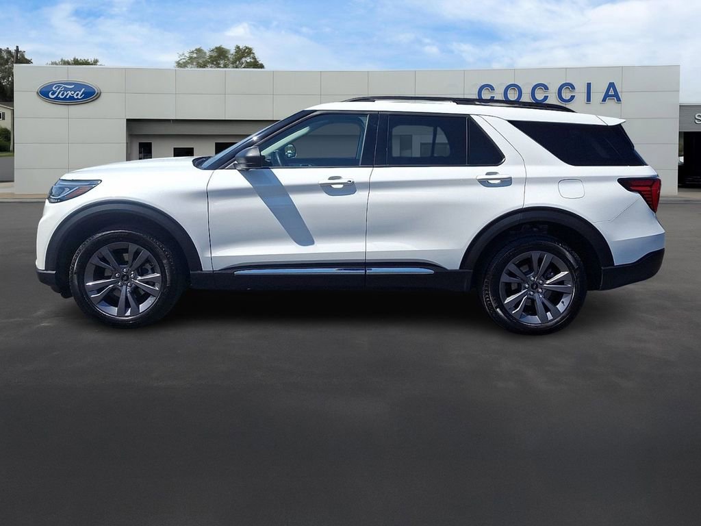 Used 2025 Ford Explorer Active w/ Active Comfort Package AWD/4WD image 7