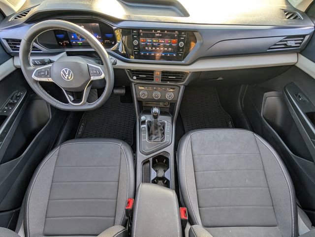 Used 2022 Volkswagen Taos SE image 11