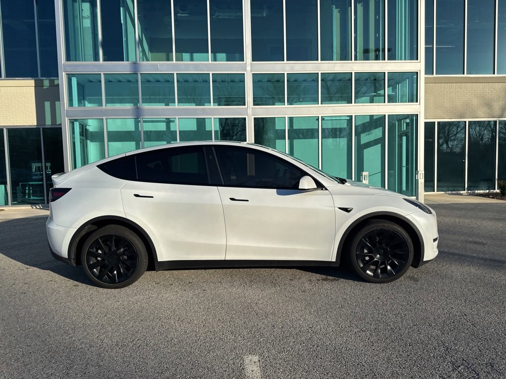 Used 2024 Tesla Model Y Long Range image 5