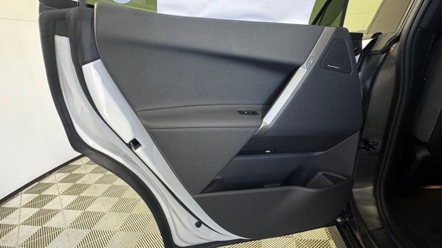 New 2026 BMW iX xDrive45 w/ M Sport Package image 17