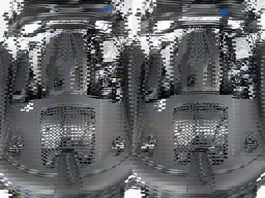 New 2026 Porsche Macan image 40