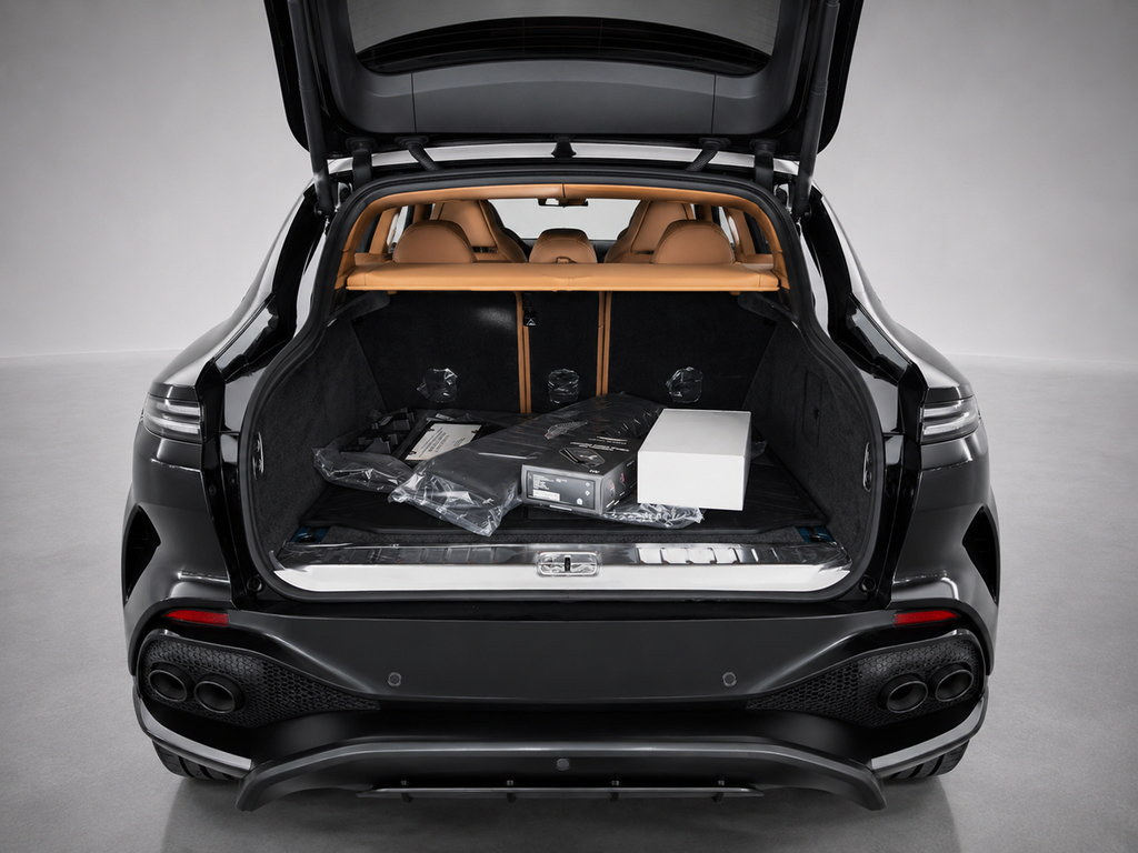 New 2026 Aston Martin DBX 707 AWD/4WD image 14