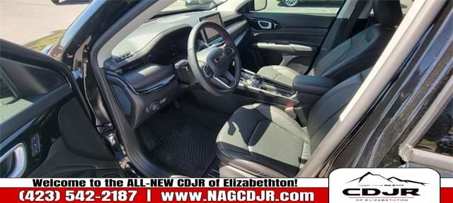 New 2022 Jeep Compass Trailhawk w/ Trailhawk Elite Group image 10