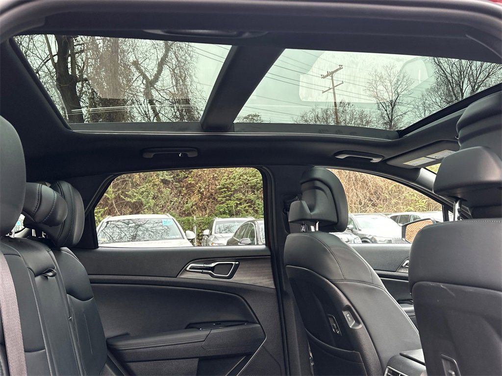 Certified 2023 Kia Sportage X-Line image 17