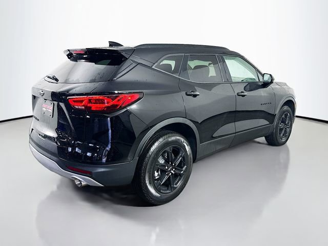 New 2026 Chevrolet Blazer LT image 5