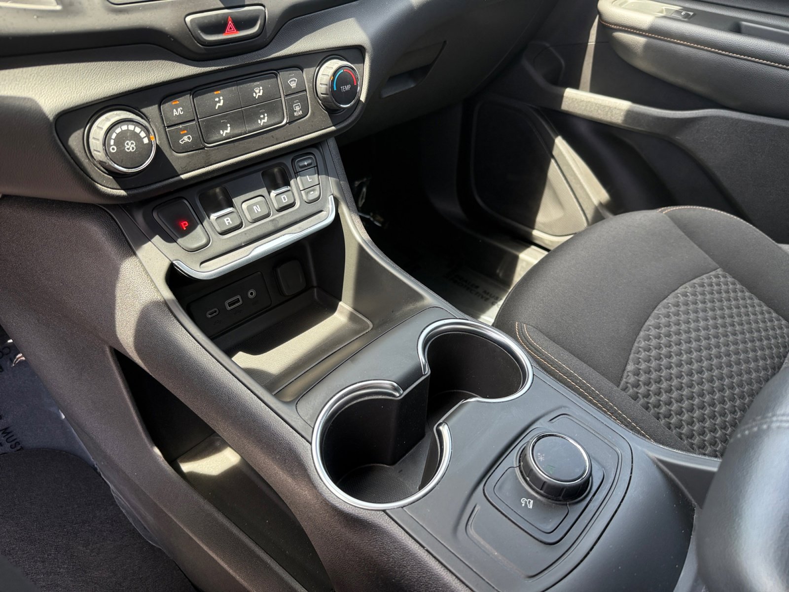 Used 2018 GMC Terrain SLE FWD image 13
