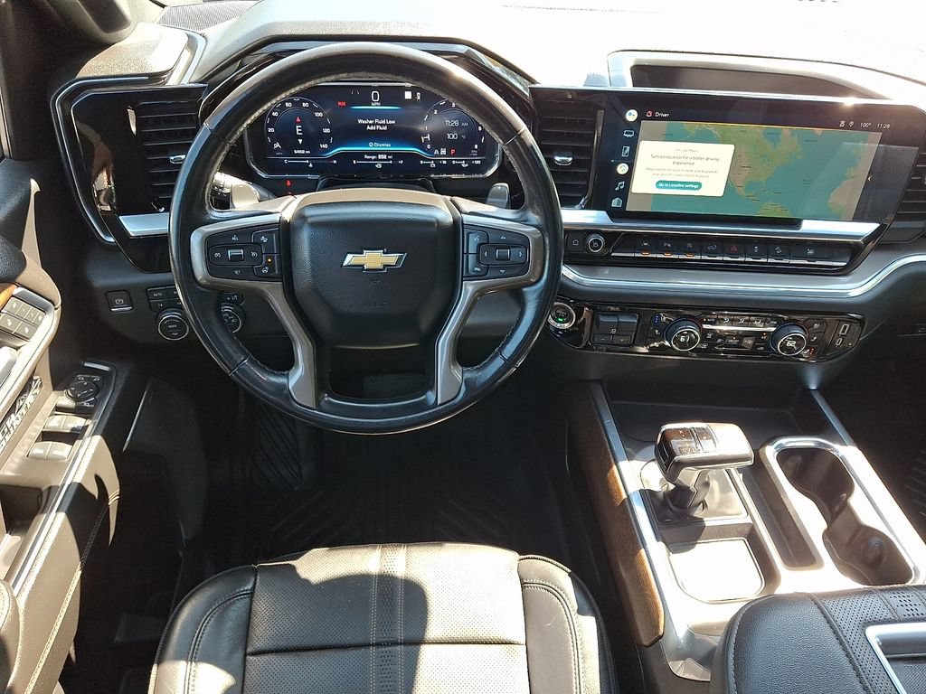 Used 2022 Chevrolet Silverado 1500 High Country w/ Z71 Off-Road Package AWD/4WD image 12