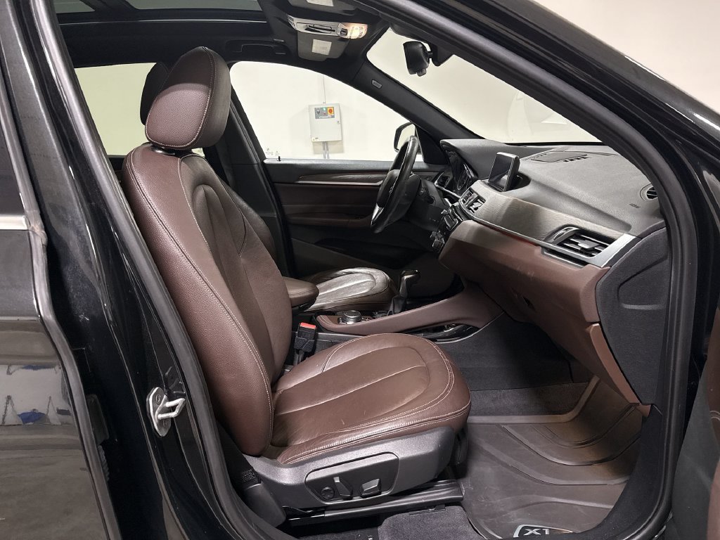 Used 2016 BMW X1 xDrive28i AWD/4WD image 23