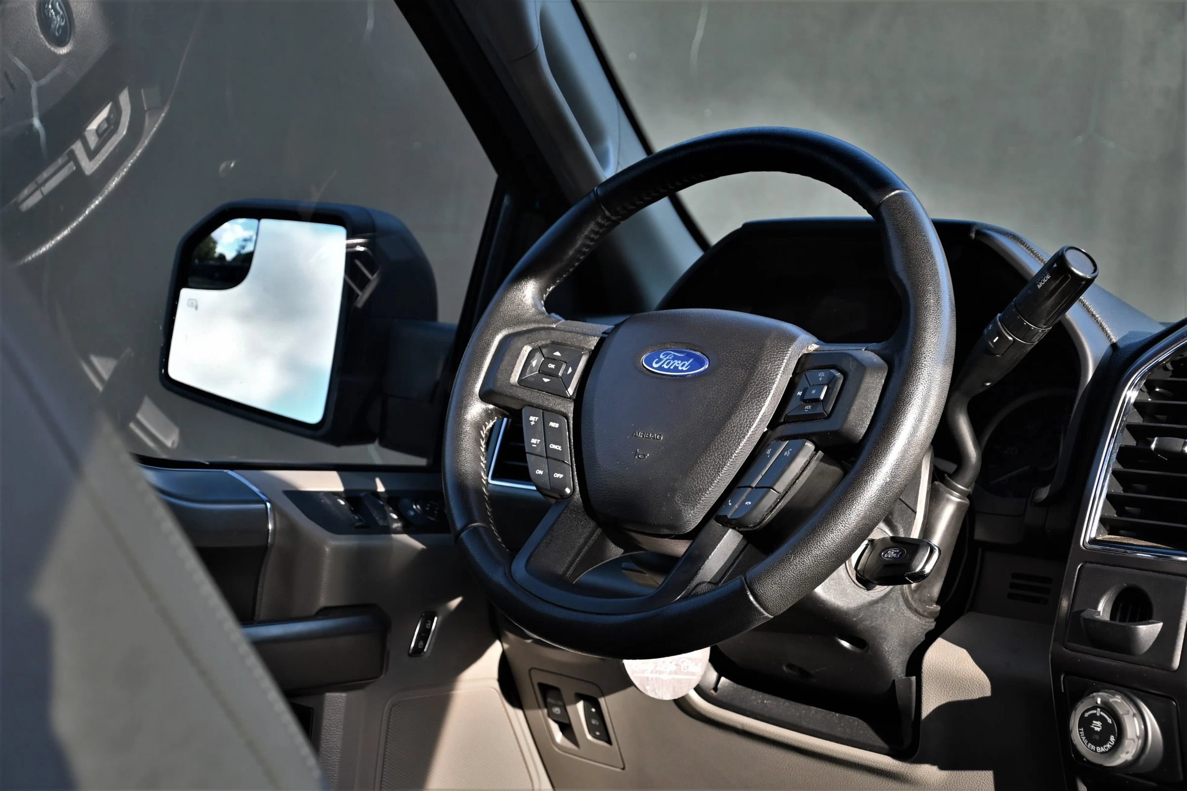 Used 2019 Ford F150 XLT w/ Equipment Group 302A Luxury RWD image 17