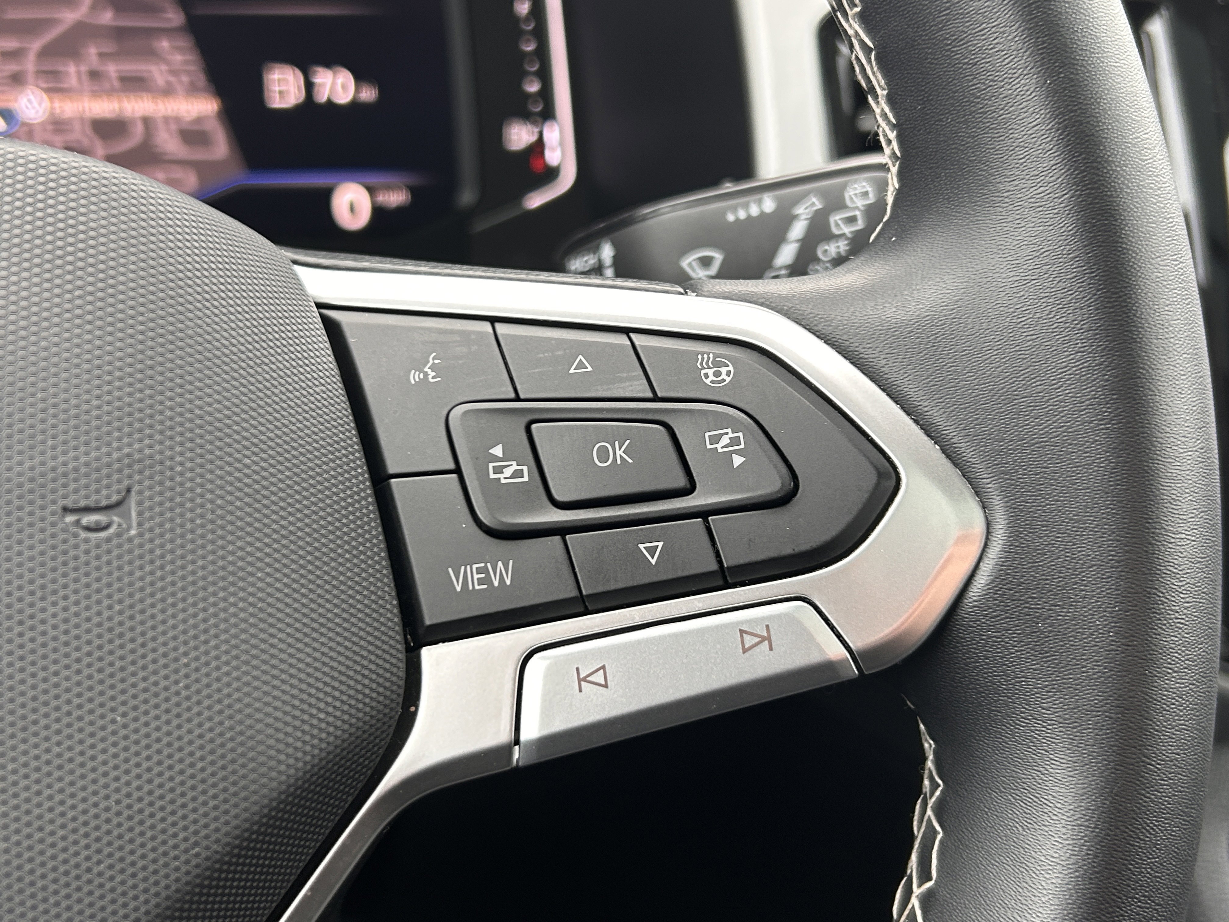 Certified 2023 Volkswagen Atlas SEL image 19