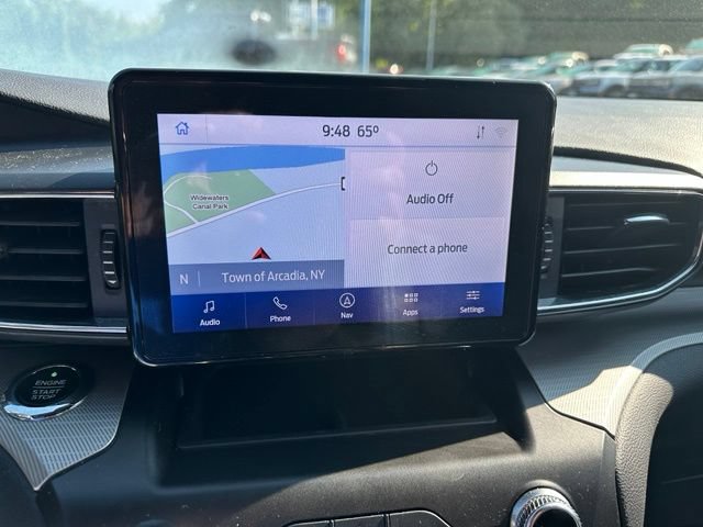 Used 2020 Ford Explorer XLT w/ Equipment Group 202A AWD/4WD image 32