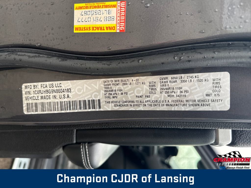 Used 2022 Jeep Grand Cherokee Limited image 33