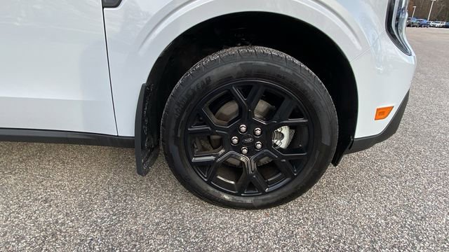 Used 2025 Ford Maverick Lariat w/ Black Appearance Package image 11