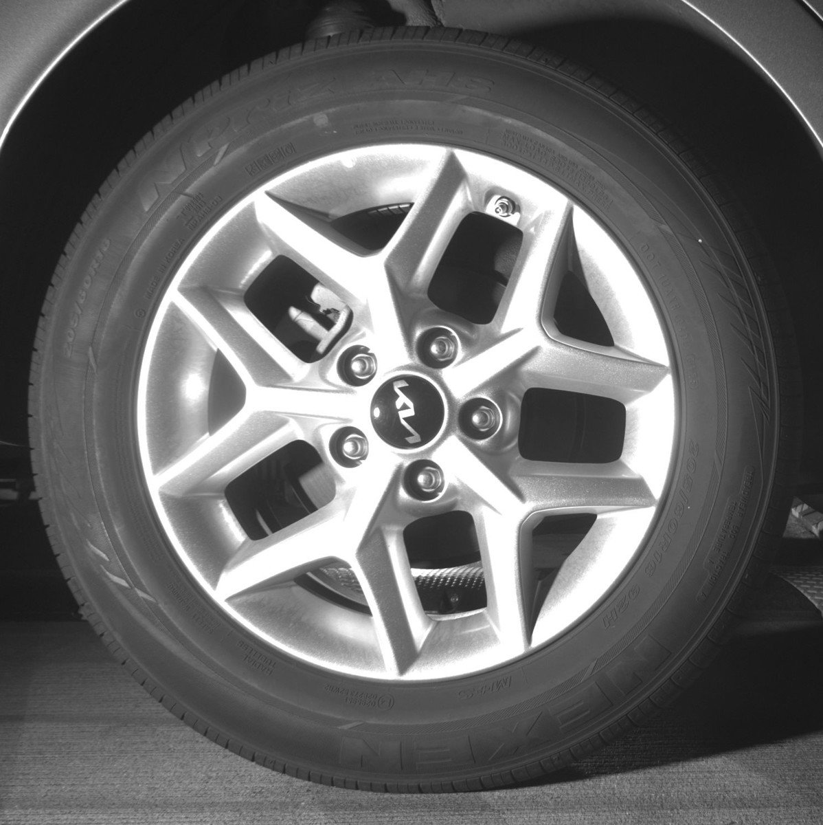 Used 2025 Kia Soul LX w/ LX Technology Package image 15