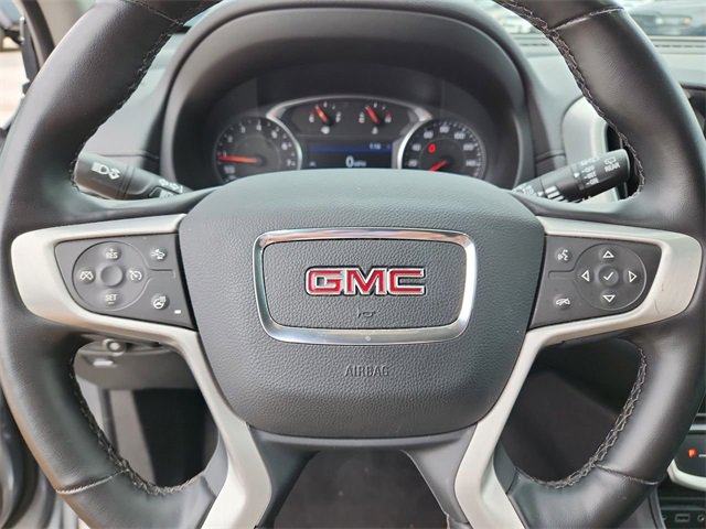 Used 2024 GMC Terrain SLT image 28