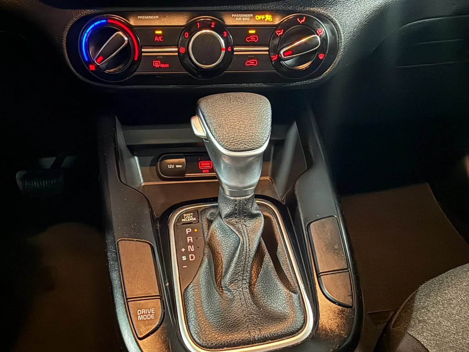 Used 2020 Kia Soul S FWD image 39